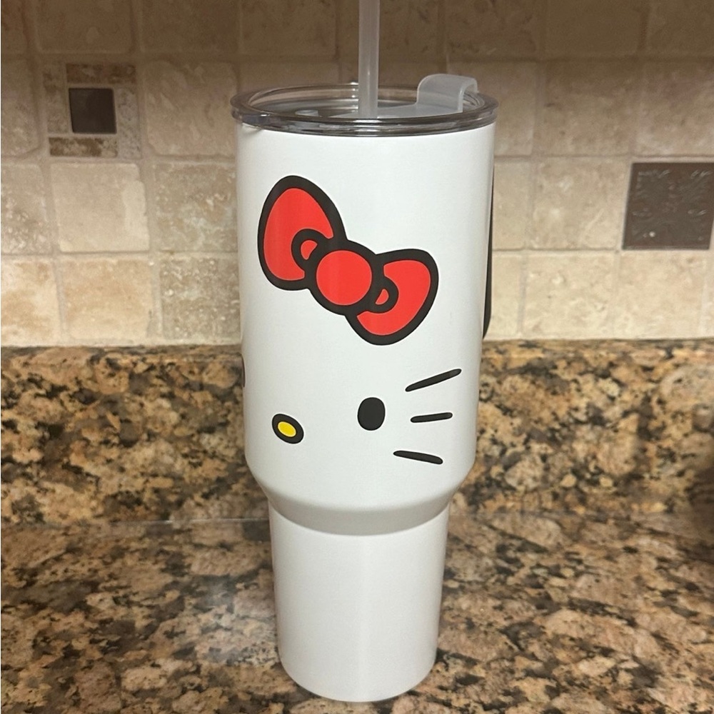 Hello Kitty tumbler